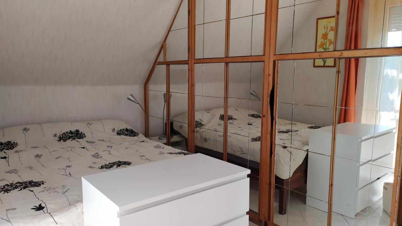 Leander Apartman バラトンレッレ エクステリア 写真